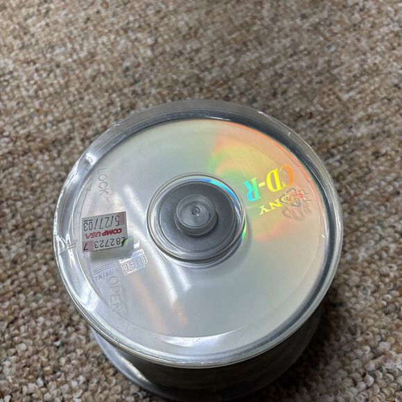 NEW Sony CD-R High Speed Recordable Disc 700 MB 1X-48X 80 Min 50 Pack Sealed - Picture 2 of 3